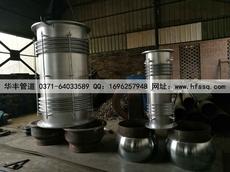 大拉杆波纹补偿器2.jpg 大拉杆波纹补偿器2.jpg