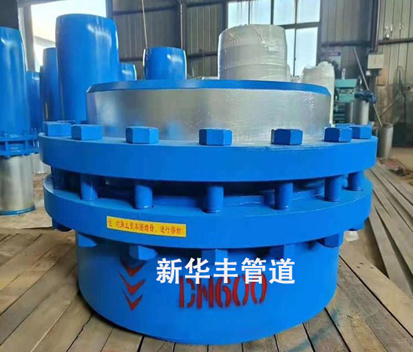 套筒补偿器设计了防拉断装置能起到什么保护.jpg