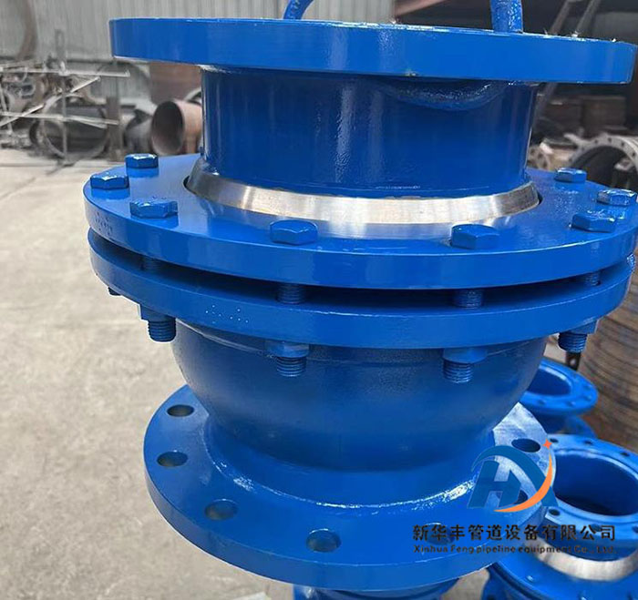 球形补偿器主要用于管道的弯头处起到的作用是什么.jpg